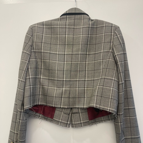 Zara Cropped Blazer - Picture 3 of 3